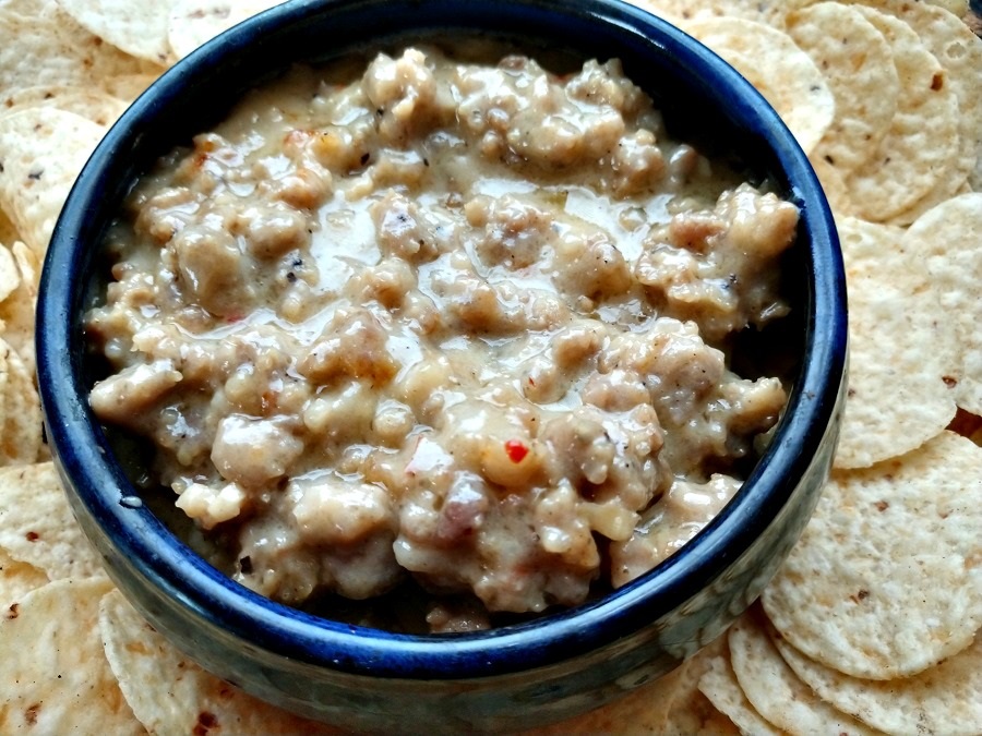 slow cooker sausage & pepper jack queso