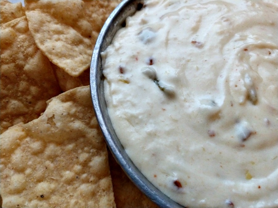 slow cooker queso blanco dip 