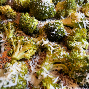 Oven Roasted Parmesan Broccolil